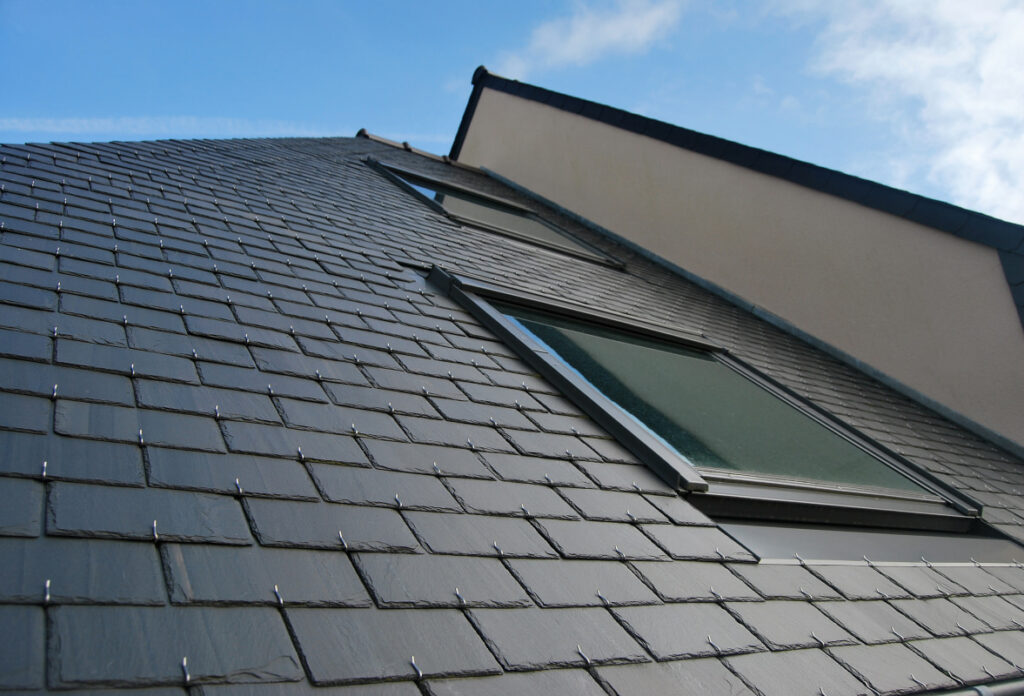 J Chevis Couvreur Ancenis POSE DE VELUX05 Min